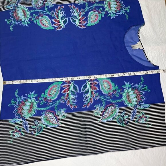 Talbots Beautiful Blue Scarf Shirt with design down sides s/m - Picture 7 of 7